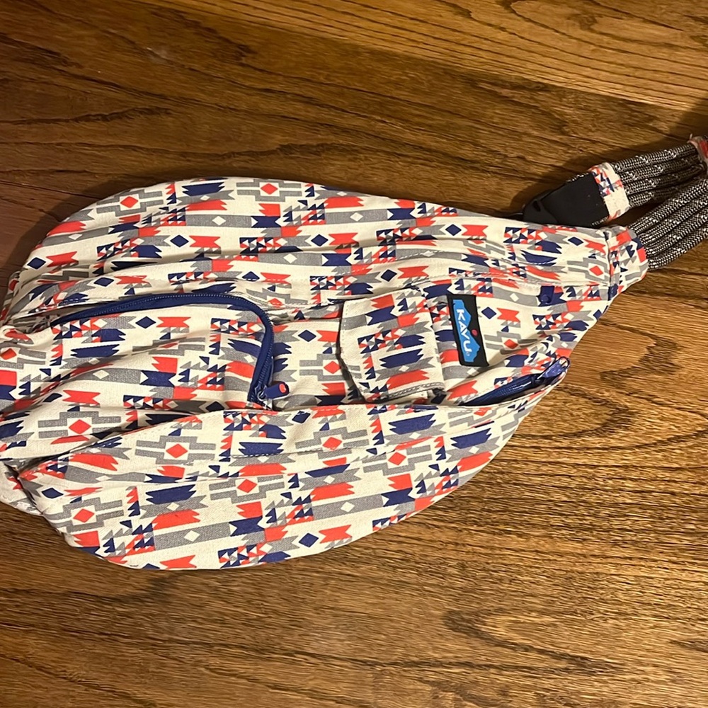 Kavu cross body
